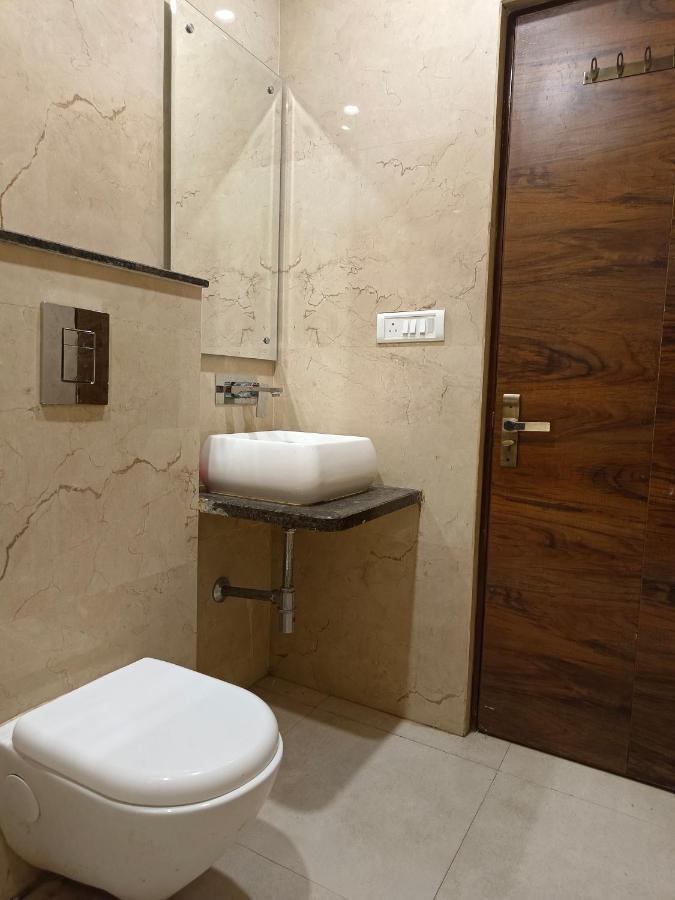 Hotel Batra Home Nizamuddin Neu-Delhi Exterior foto