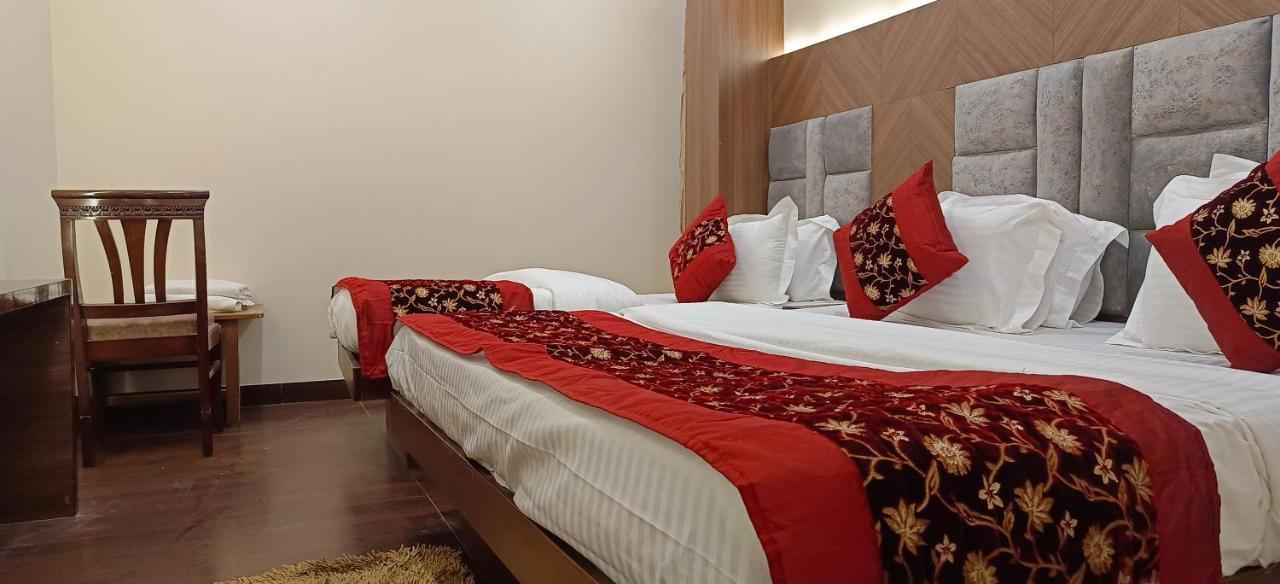 Hotel Batra Home Nizamuddin Neu-Delhi Exterior foto