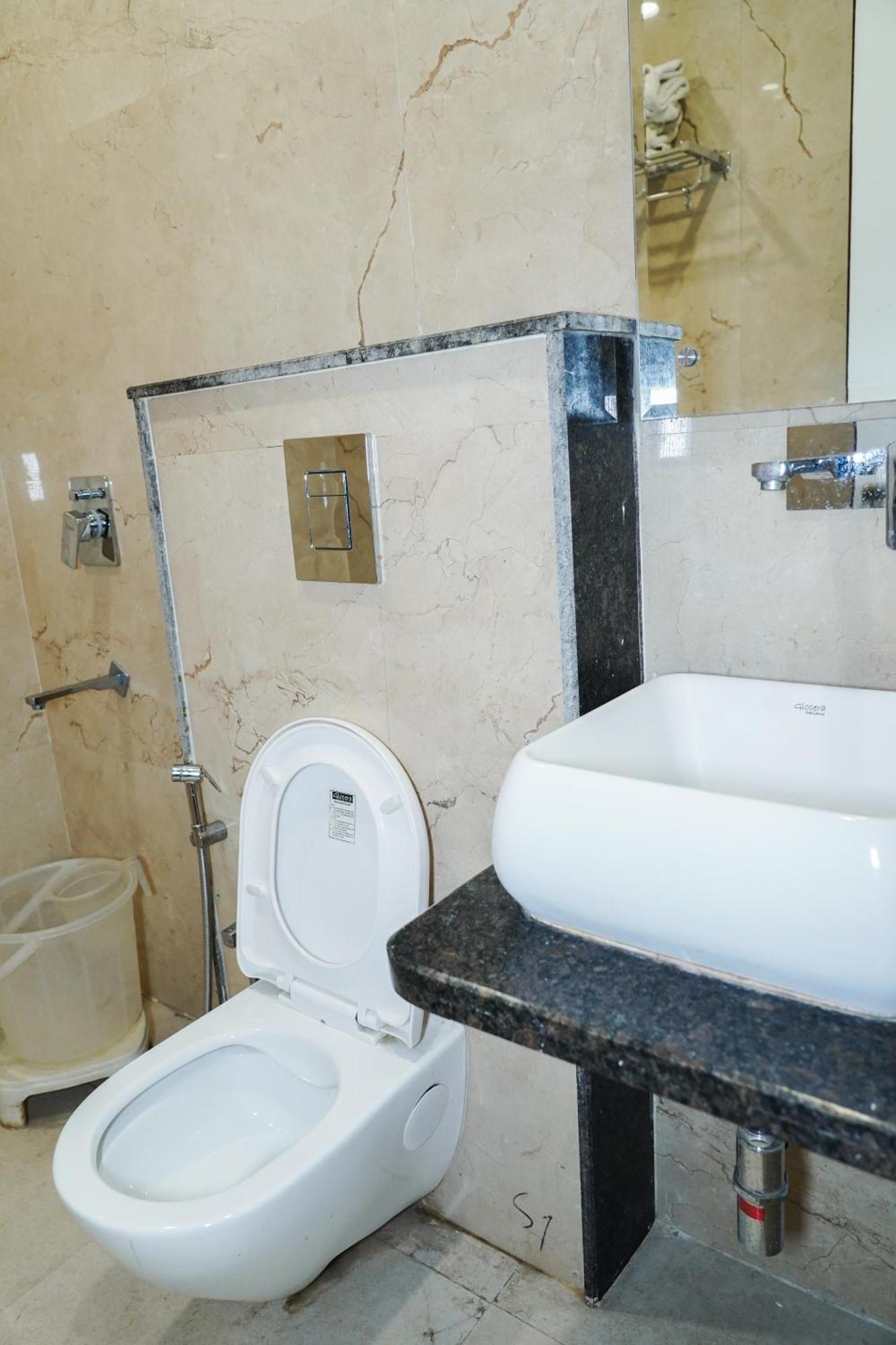 Hotel Batra Home Nizamuddin Neu-Delhi Exterior foto