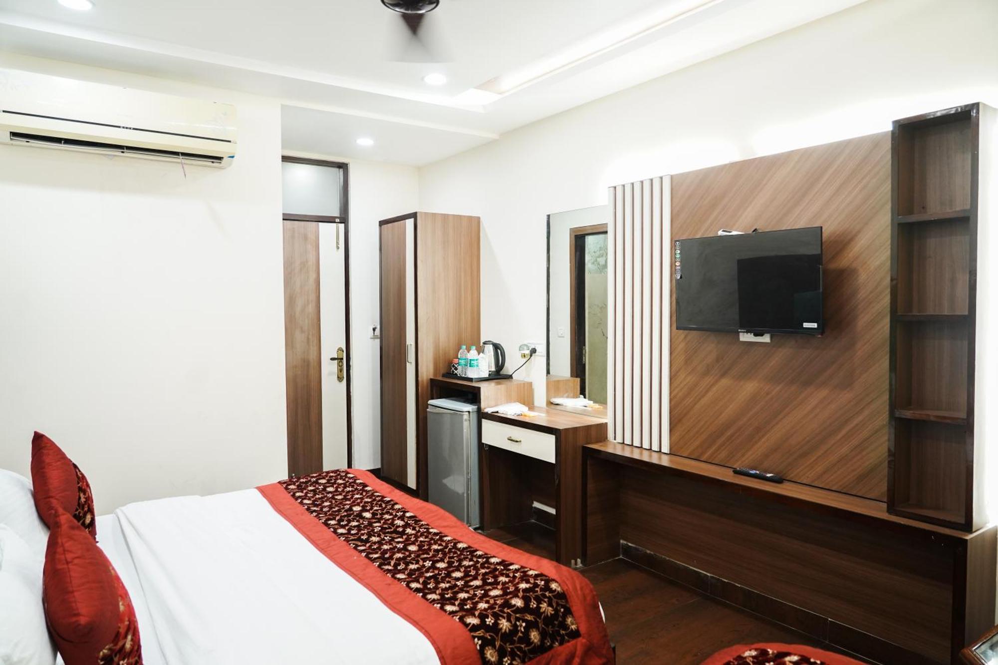 Hotel Batra Home Nizamuddin Neu-Delhi Exterior foto